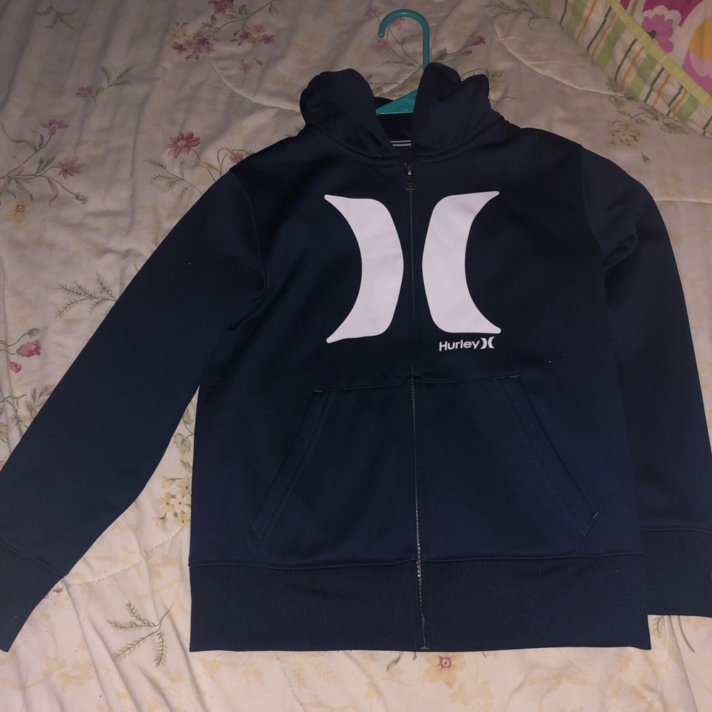 A hurley sweater